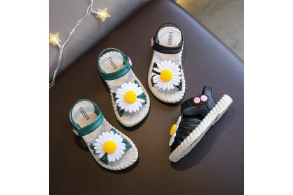 *SmartChoice*ReadyStock Kids Child Flower Slippers Summer 3-9Yrs Girls Cute Princess Slipper Rubber Beach Shoes 24-33【S33】